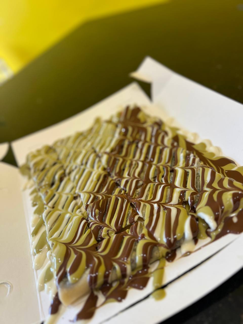 PISTACHIO AND NUTELLA CREPE 