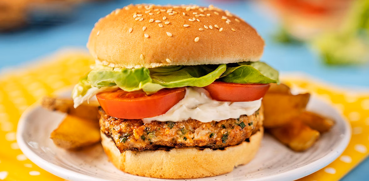 CHICKEN BURGER