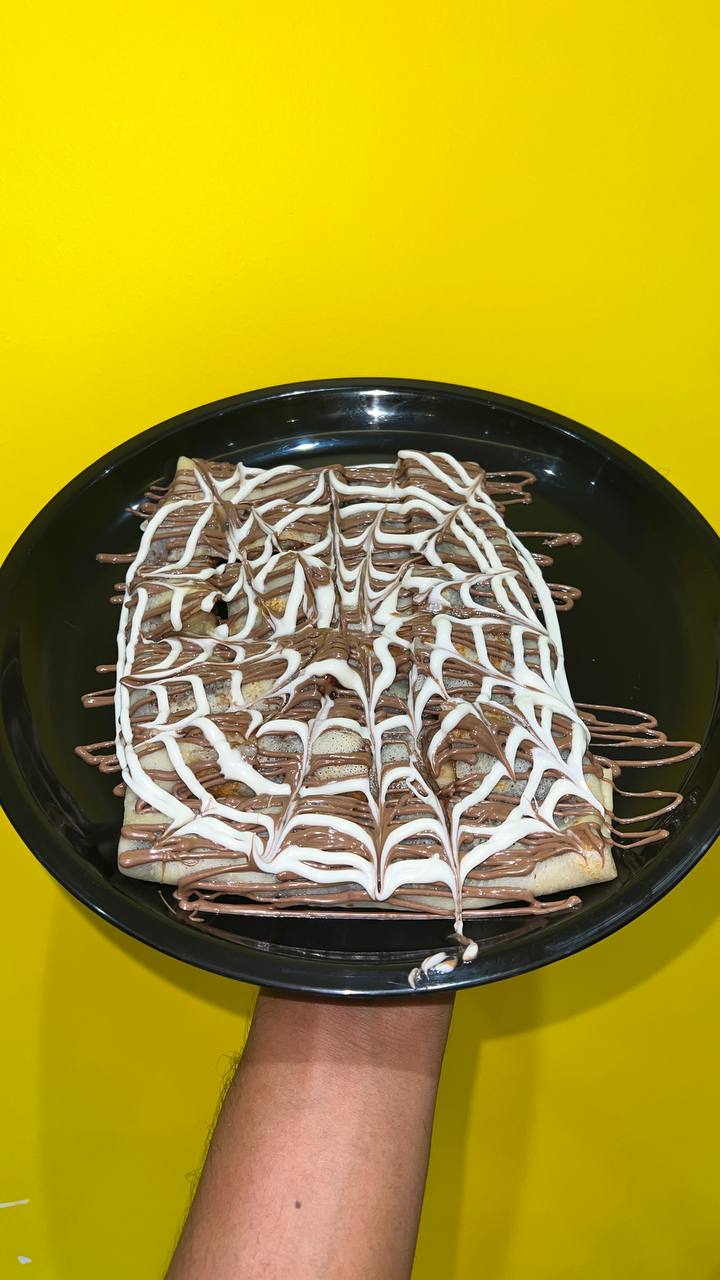 BANANA AND CHOCOLATE CREPE